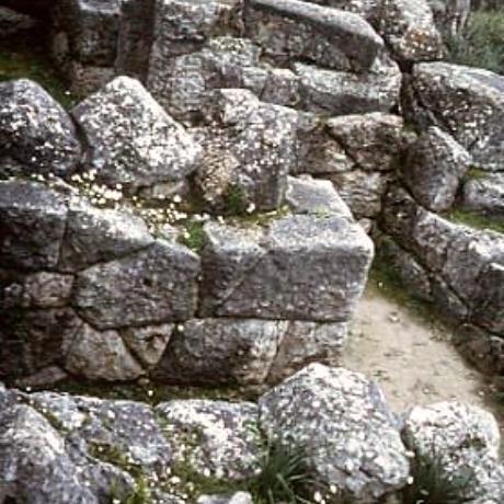 Walls and passages in labyrinth - Cichyrus (Ephyre), KICHYROS (Ancient city) EPIRUS