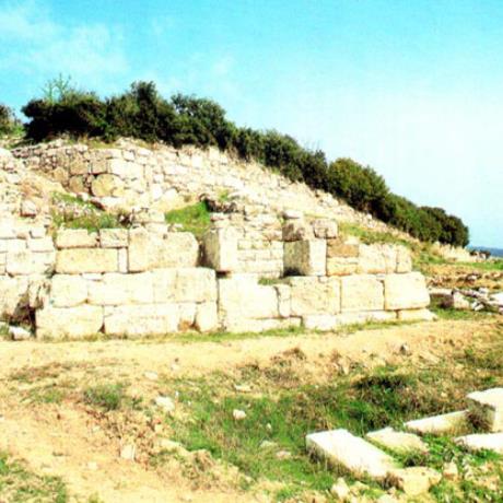 Amfipolis, the numerous finds from the excavations are housed in the Archaeological Museum of Amphipolis and in the Archaeological Museum of Kavala, AMFIPOLIS (Ancient city) SERRES
