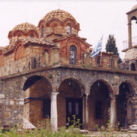 Leontari, Church of the Holy Apostles (14th c.) - located in the central square, it is a masterpiece of the byzantine architectural style , LEONTARI (Village) FALESSIA