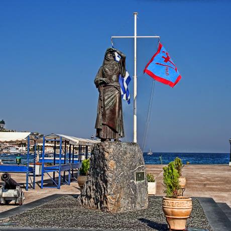 Statue of the 1821 war heroine Bouboulina in the port of Spetses., SPETSES (Small town) PIRAEUS