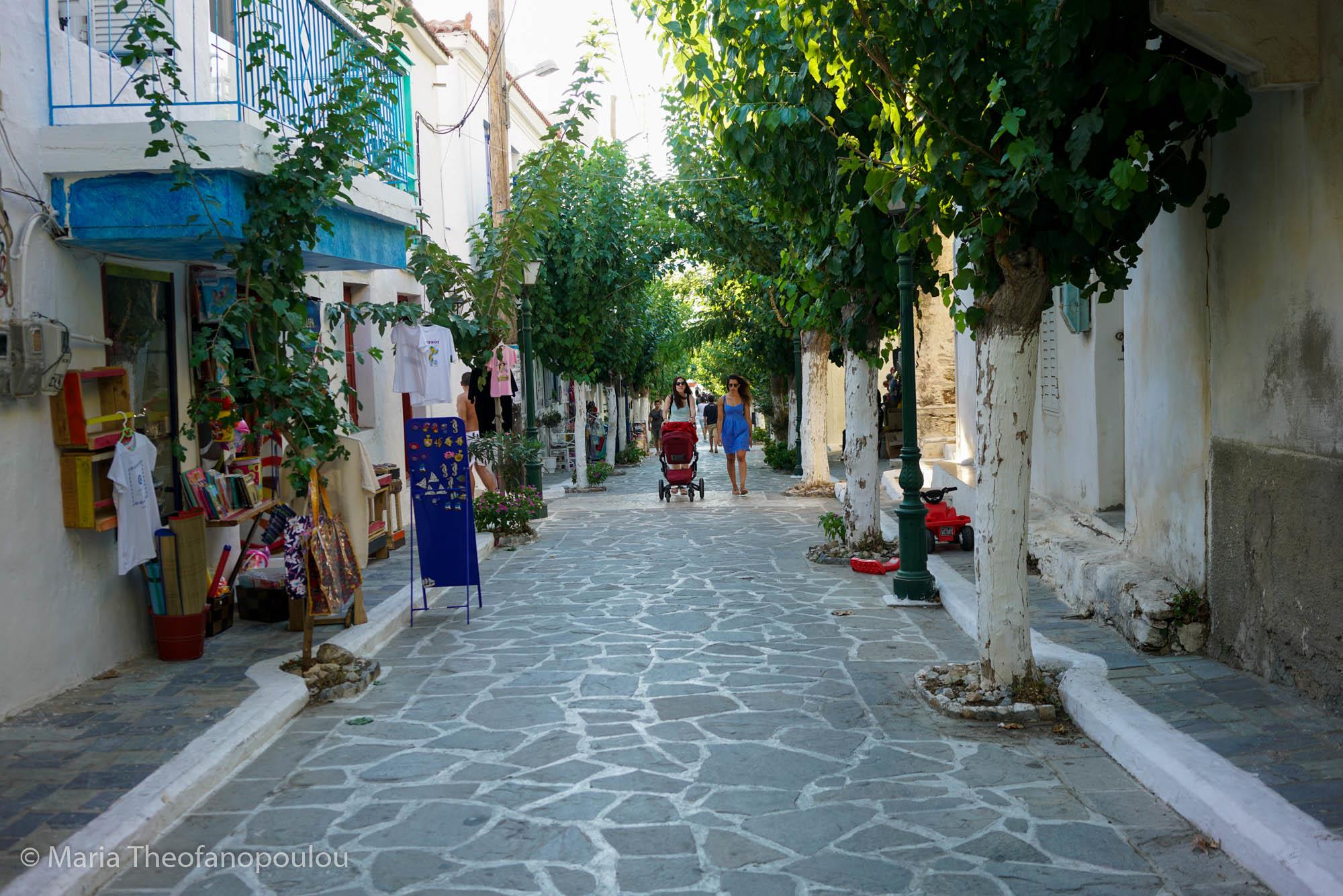 Alley at Fourni FOURNI (Port) NORTH AEGEAN