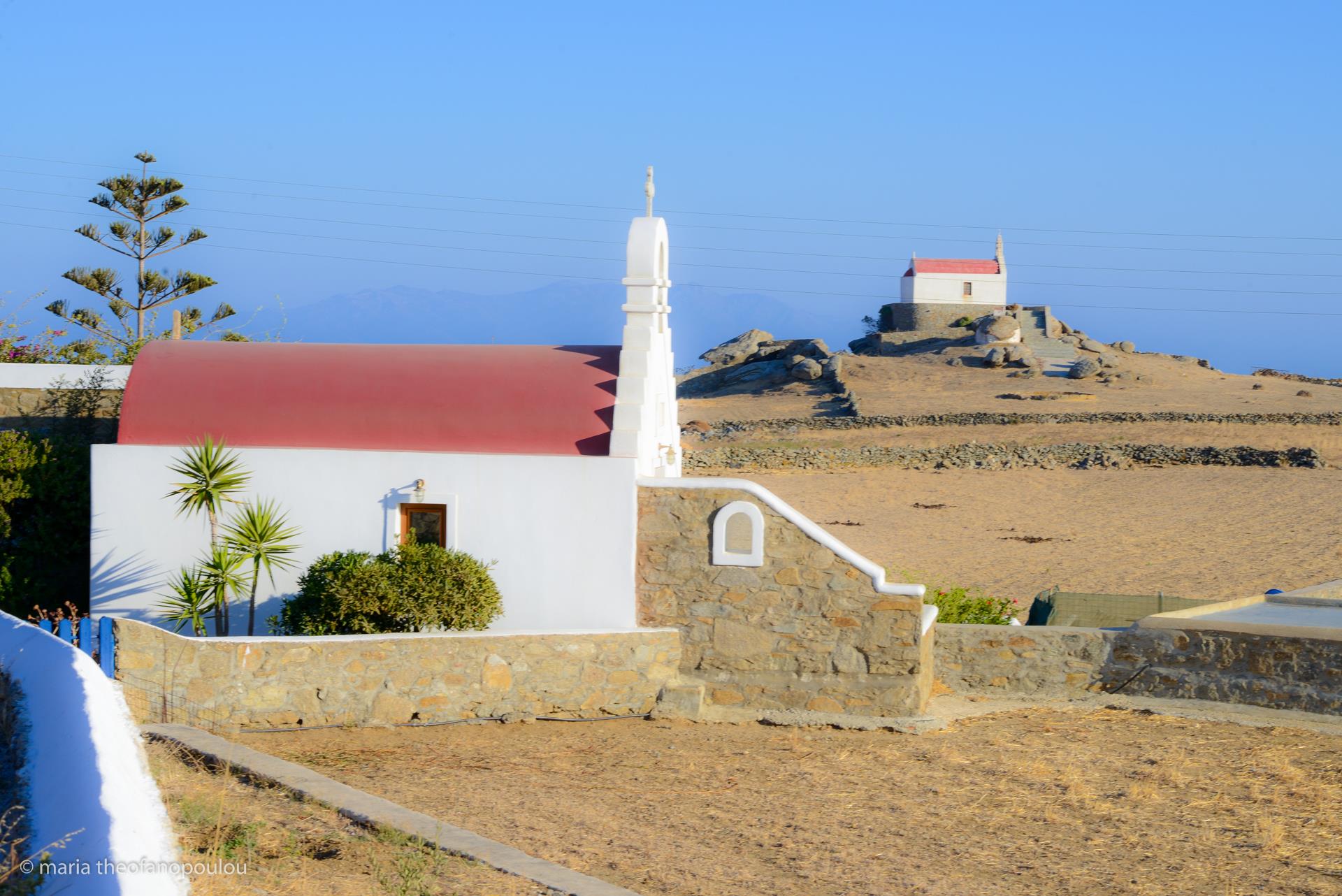 A typical chapel on Mykonos  MYKONOS (Town) KYKLADES