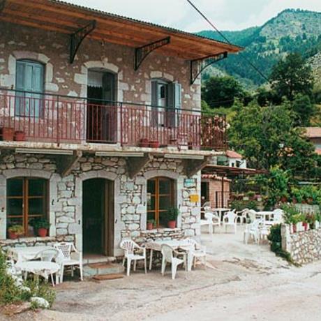 Λεχούρι, παραδοσιακό σπίτι & καφέ, ΛΕΧΟΥΡΙ (Χωριό) ΚΑΛΑΒΡΥΤΑ