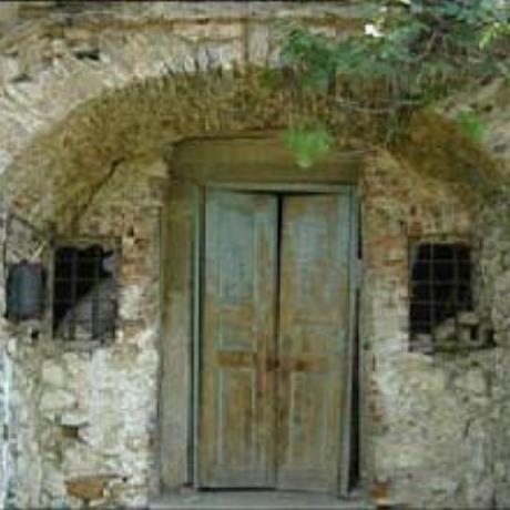 Κορμίστα, είσοδος παλιού κτηρίου, ΚΟΡΜΙΣΤΑ (Χωριό) ΣΕΡΡΕΣ