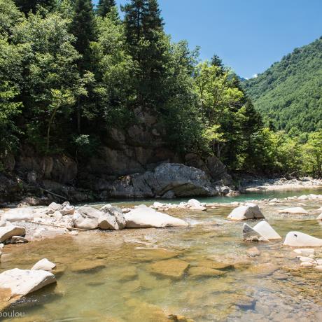 Acheloos, clear blue waters, ACHELOOS (River) ETOLOAKARNANIA