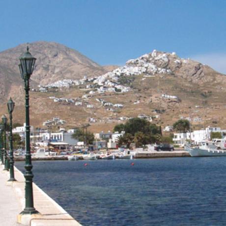 Η Σέριφος ή Λιβάδι είναι το λιμάνι του νησιού, 5 χλμ. νοτιοανατολικά από τη Χώρα, ΣΕΡΙΦΟΣ (Λιμάνι) ΚΥΚΛΑΔΕΣ