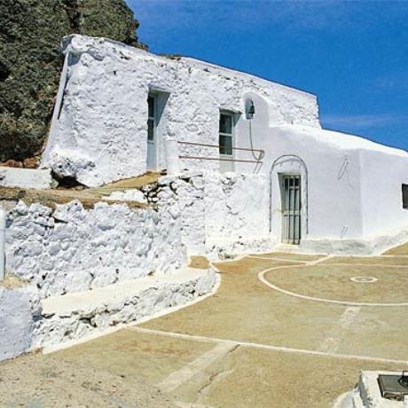 In Chalaka, at a height of 750 m., is the old church of Prophet Ilias, with a view of the entire island, RALAKI CHALAKA (Settlement) MILOS