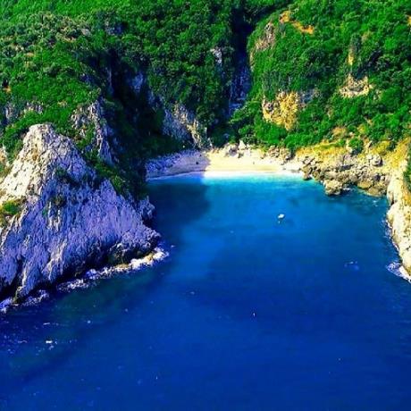 Aerial photo. Fakistra beach is protected by two rocky arms making it hard to reach, FAKISTRA (Beach) ZAGORA-MOURESI