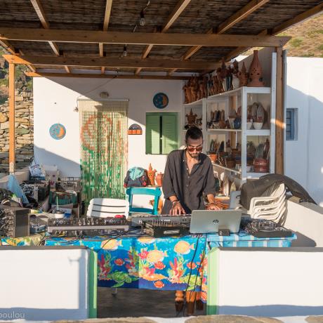 DJ στην παραλία, ΒΡΟΥΛΙΔΙΑ (Παραλία) ΣΙΦΝΟΣ