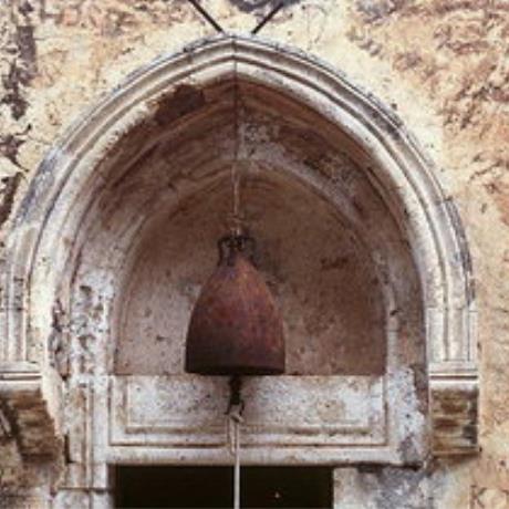 Η εκκλησία του Αγίου Αντωνίου στο Αγιοφάραγγο, ΚΑΛΟΙ ΛΙΜΕΝΕΣ (Λιμάνι) ΜΟΙΡΕΣ