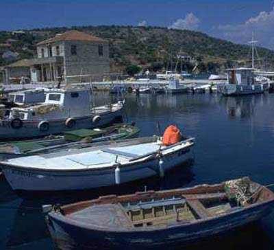 Kastos port - every inhabitant of the island has a boat KASTOS (Village) IONIAN ISLANDS