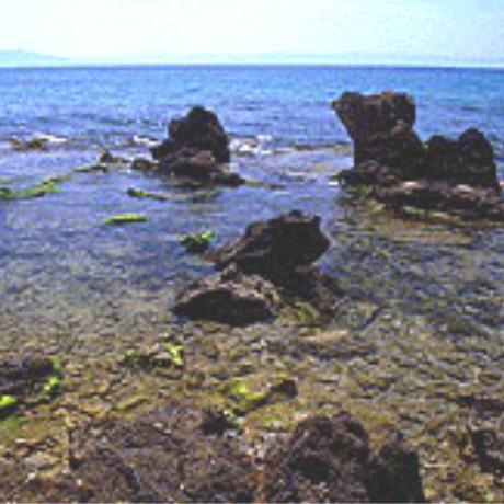 Arkoudi, rocky formation at the seashore, ARKOUDI (Settlement) ILIA