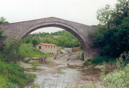 Chryssavgi, arched stone bridge and watermill CHRYSSAVGI (Village) KOZANI