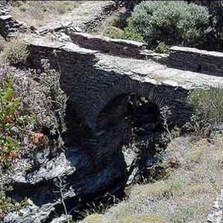 Syneti, old bridge in Dipotamata, SYNETI (Village) ANDROS
