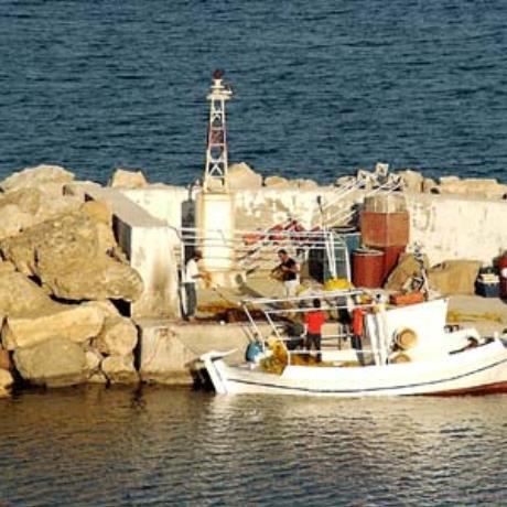 Makrys Gialos, fishermen, MAKRYS GIALOS (Port) LASSITHI