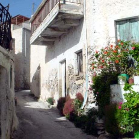 Agios Stefanos, a quaint path of the village, AGIOS STEFANOS (Village) MAKRYS GIALOS