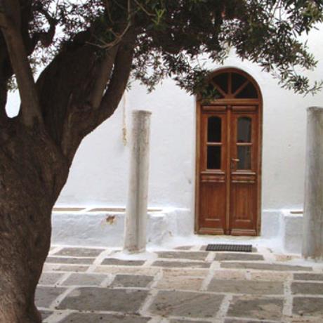 Panagia village, the traditional Cycladean architecture style is apparent, PANAGIA (Settlement) SERIFOS