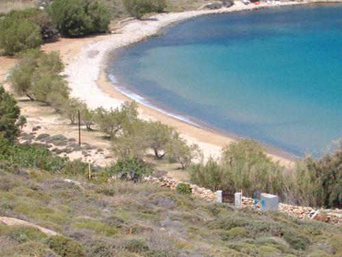 Agios Ioannis seaside is situated in the east, on the way to Kentarchos village AGIOS IOANNIS (Village) SERIFOS