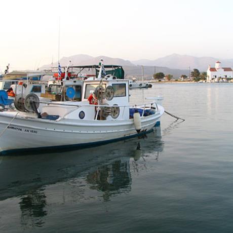 Fishing boats at Elafonissos harbour, ELAFONISSOS (Island) PELOPONNISOS