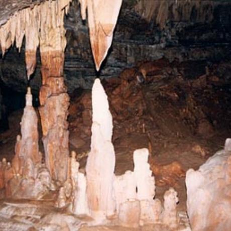 Kapsia, Kapsia cave, 1.5 kms far, is listed among the top 10 in Greece, KAPSAS (Village) MANTINIA