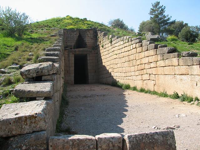Mycenae: Entrance to the Treasury of the Atreus MYCENAE (Mycenean palace) ARGOLIS