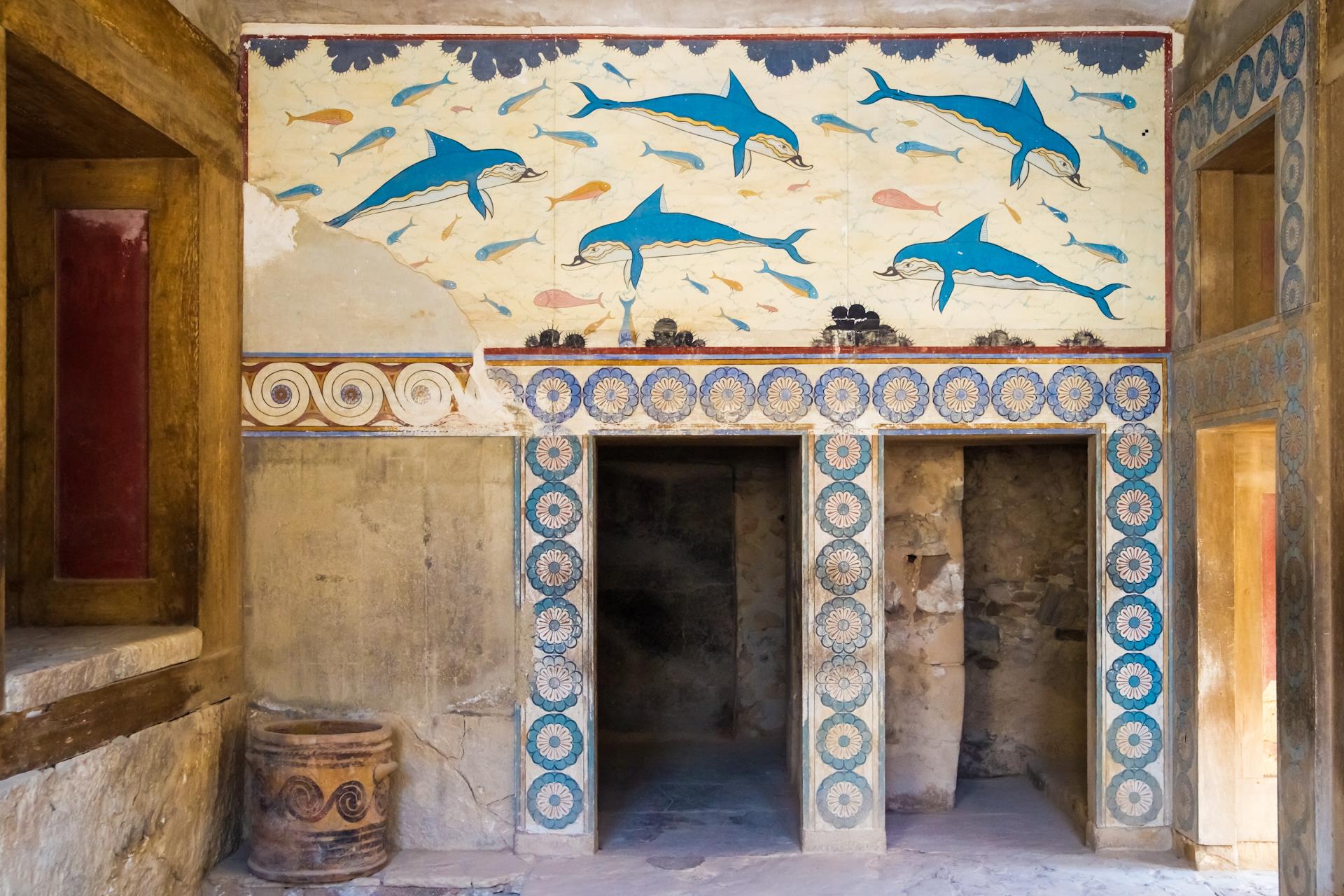 Dolphins fresco in the Palace of Knossos KNOSSOS (Minoan settlement) CRETE