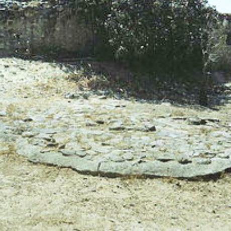 Minoan tombs in Platanos, PLATANOS (Village) GORTYNA