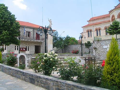 Karyes square KARYES (Village) LAKEDEMONA