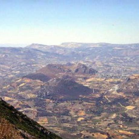 Kanli Kastelli viewed from Mount Youktas, VATHYPETRO (Settlement) HERAKLIO