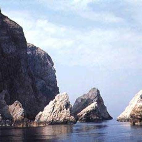 Piperi island, Alonissos. The main shelter of the Monachus-Monachus seal., PIPERI (Small island) ALONISSOS
