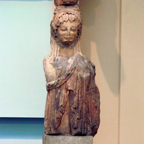 Kore statue from the Siphnians' Treasury porch, DELFI (Ancient sanctuary) FOKIDA