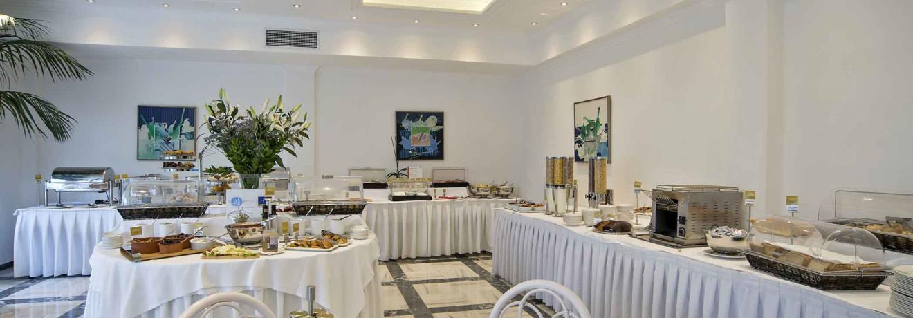 Breakfast room