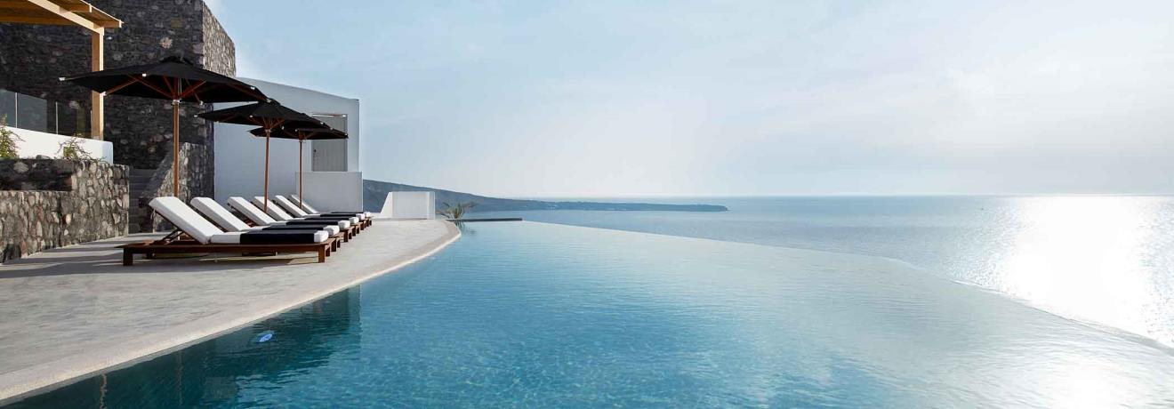 Open-air swimming pool - Sea view