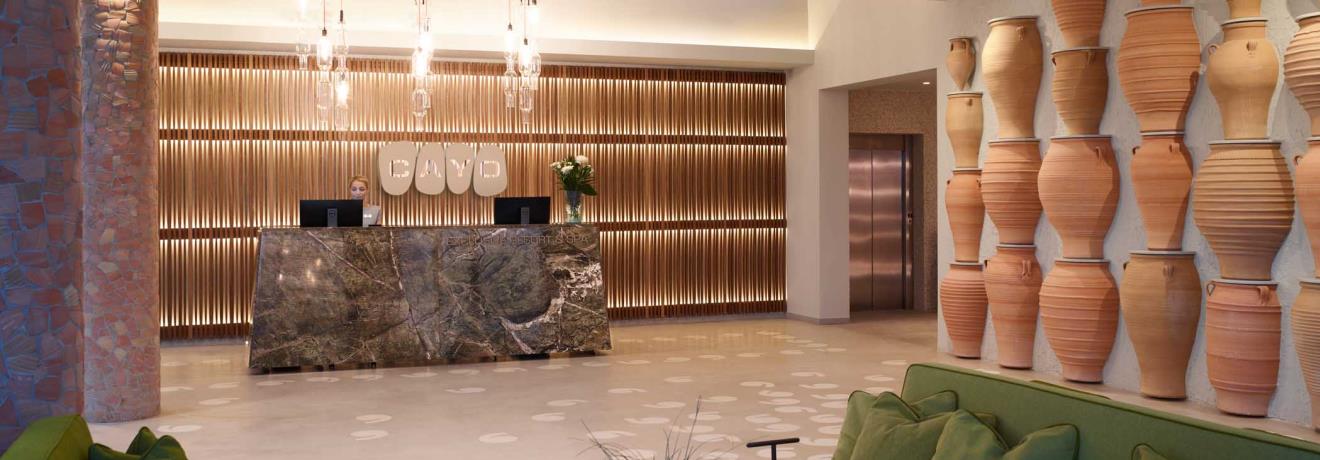 Reception lounge