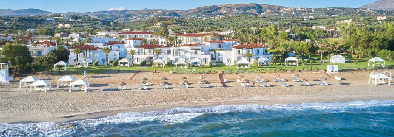 Panoramic view - Organized beach