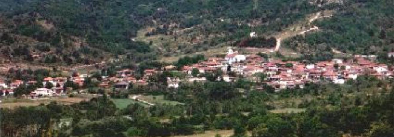 Dassoto, located at the feet of the mountain