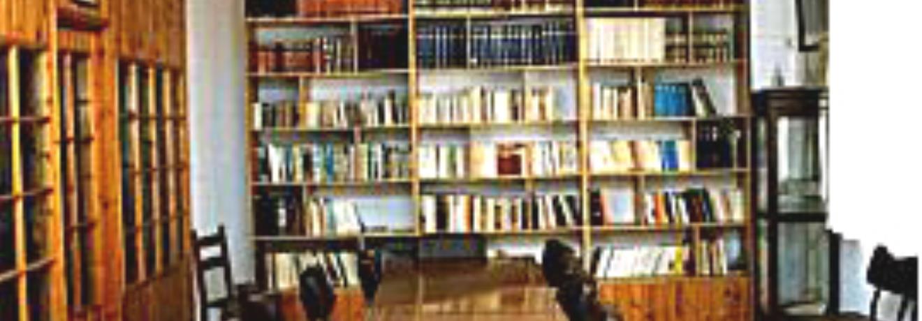 Η Δημοτική Βιβλιοθήκη του Δήμου Καμποχώρων στεγάζεται στο χωριό Βαβίλοι