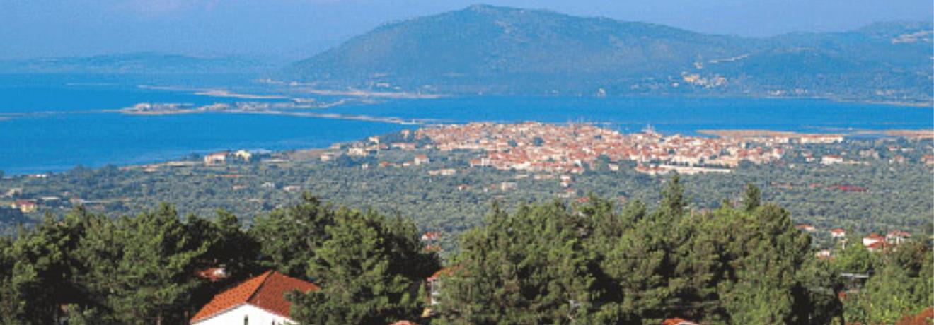 The Monastery of Faneromeni, that was rebuilt in the 19th c., has obvious elements of the Zakynthian architecture
