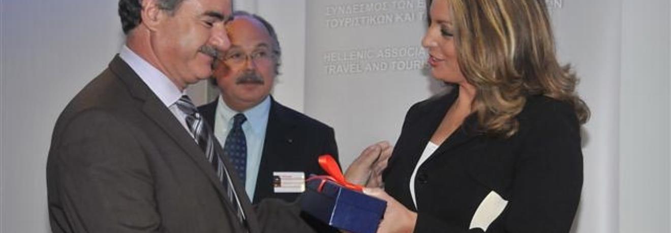 ΗΑΤΤΑ Awards 2009: cosmorama.gr best Travel website